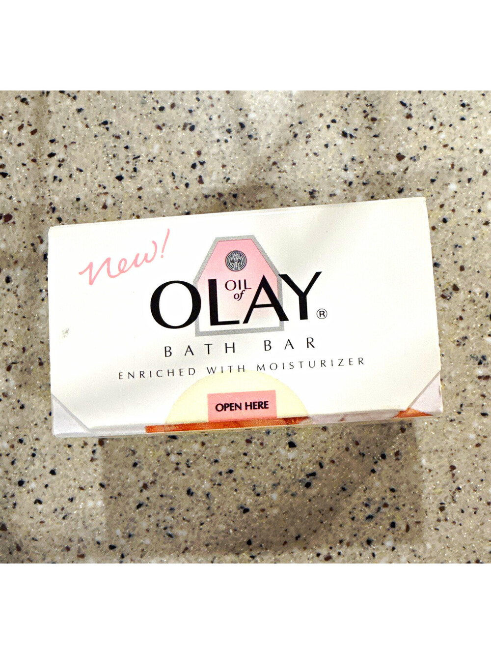 Vintage Oil of Olay Moisturizing Bath Bar Soap Unscented Sample Size